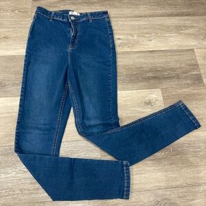 Urban Bliss Blue Skinny Leg Jeans Classic Style Size 4 Cotton
